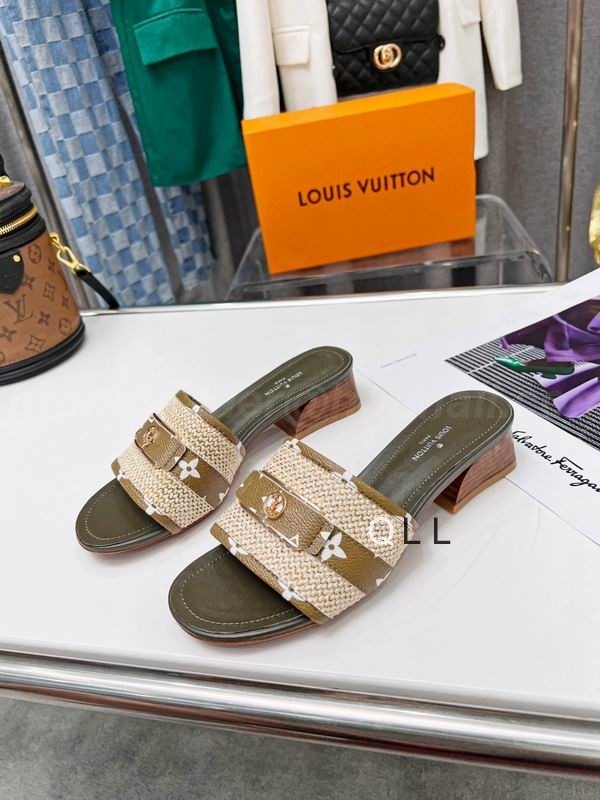 Louis Vuitton Women's Slippers 134